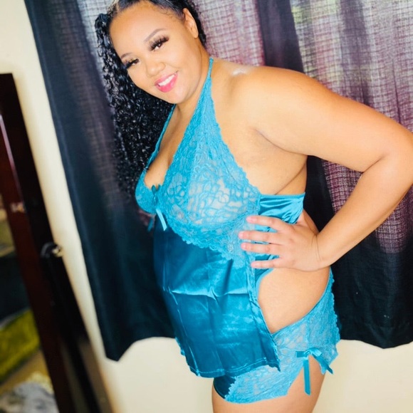 Satin Lace Set Plus Size - Picture 2 of 2